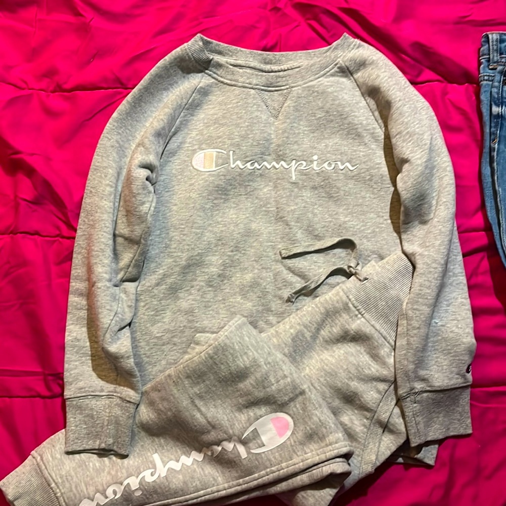 Girls champion set